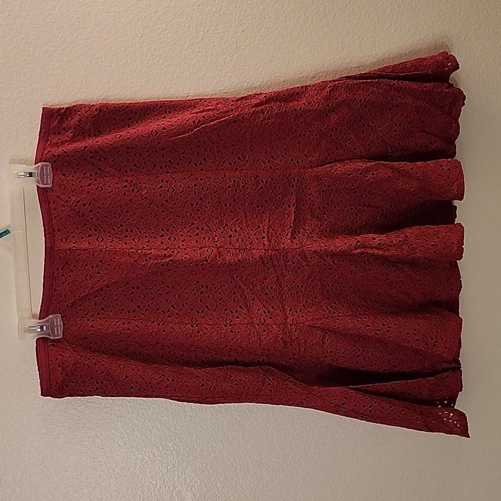 Jones Wear Dark Pink Lace Skirt Size 12
